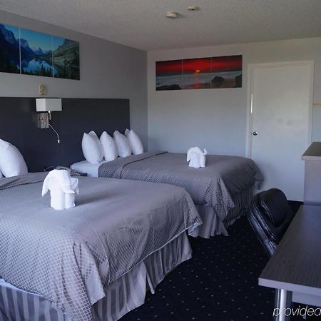 Howard Johnson By Wyndham Gananoque Exterior foto